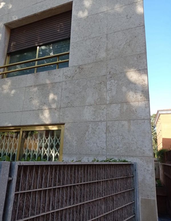 Antigraffiti imagen después de limpiar