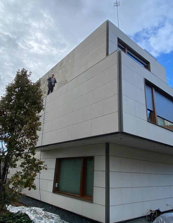 Antigraffiti imagen después de limpiar